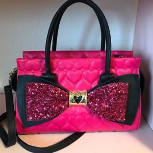Pink Betsey Johnson hand bag